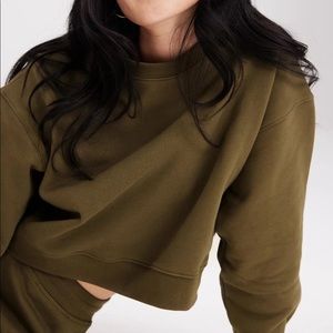 Girlfriend Collective Crop 50/50 Forest Sweatshirt!